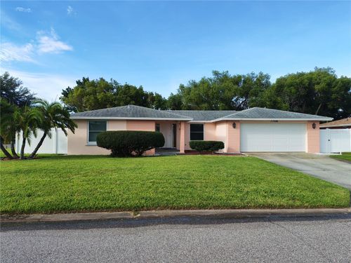 7708 Rosewood Dr, PORT RICHEY, FL, 34668-3295 | Card Image