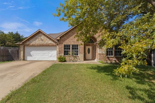 490 Lynne Dr, Rockwall, TX, 75032-6148 | Card Image