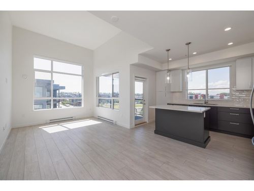 b618-20834 80 Ave, Langley, BC, V2Y3M6 | Card Image