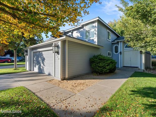 7570 Lighthouse Ln, Reno, NV, 89511-1087 | Card Image