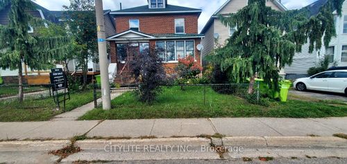 244 Albert St W, Sault Ste Marie, ON, P6A1B6 | Card Image