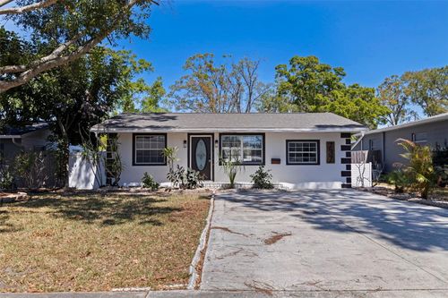 737 62nd Ave N, ST PETERSBURG, FL, 33702-6601 | Card Image