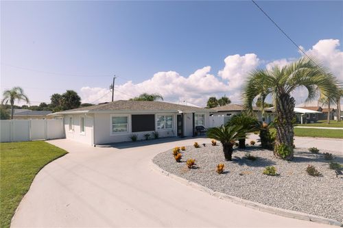 813 E 6th Ave, NEW SMYRNA BEACH, FL, 32169-3107 | Card Image