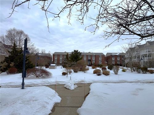 unit-25-669 Metacom Ave, Bristol, RI, 02809-5139 | Card Image