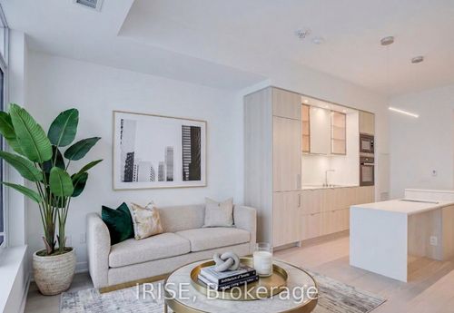5001-11 Yorkville Ave, Toronto, ON, M4W0B7 | Card Image