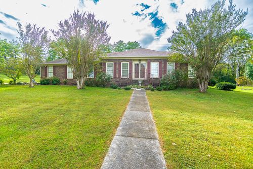 1882 Wellsbrook Dr, Fayetteville, TN, 37334-3720 | Card Image