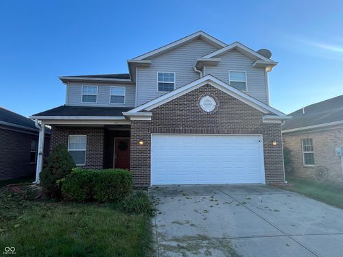 857 Hildebrand Dr, Indianapolis, IN, 46217-3462 | Card Image