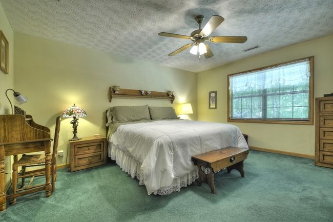 1292 Riverview Dr, Home with 3 bedrooms, 2 bathrooms and 2 parking in Ellijay GA | Image 22