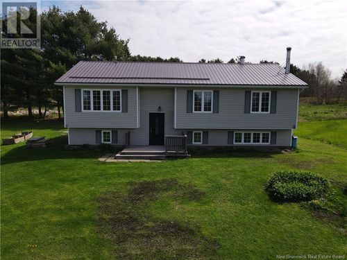 272 Creek Rd, Mt Middleton, NB, E4G3C2 | Card Image