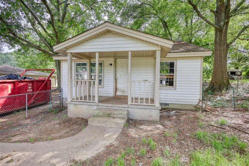 87 Clifton Dr, Winder, GA, 30680-2095 | Card Image