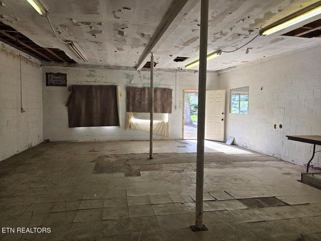1204 Nashville Hwy, Home with 0 bedrooms, 0 bathrooms and null parking in Lancing TN | Image 17