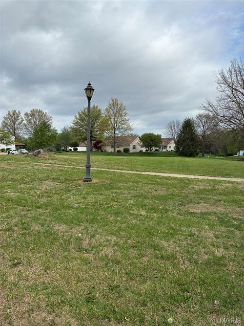 XXX 26th, Highland, IL, 62249 | Card Image