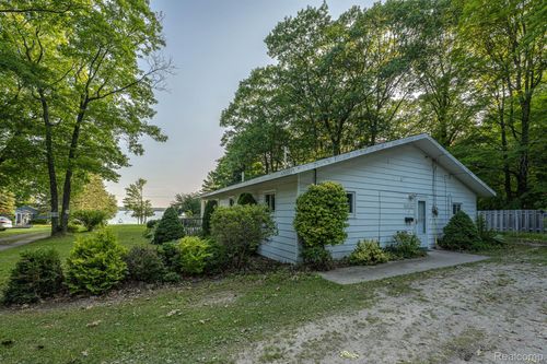 18290 Boyd St, Presque Isle, MI, 49777-9200 | Card Image