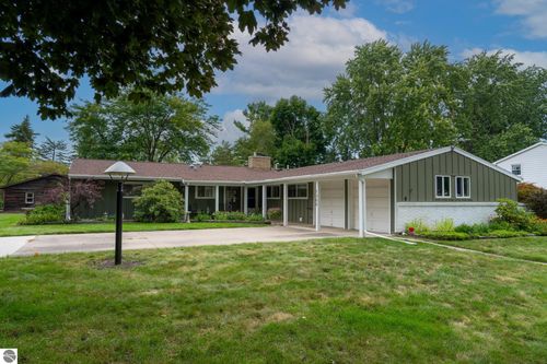 1309 S Lynnwood Dr, Mt Pleasant, MI, 48858-4335 | Card Image