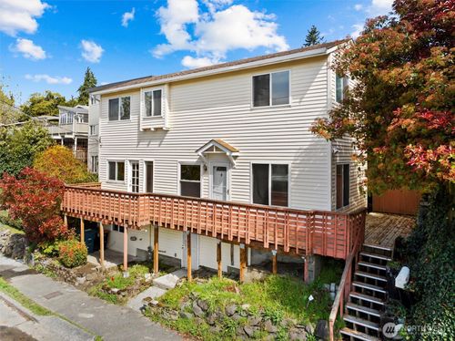 2632 14th Avenue W, Seattle, WA, 98119 | Card Image