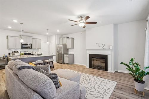 11692 Mendenhall Ct, Hampton, GA, 30228-3848 | Card Image