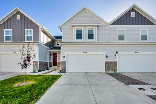 8283 W Joshua Tree Ln, Magna, UT, 84044-3461 | Card Image