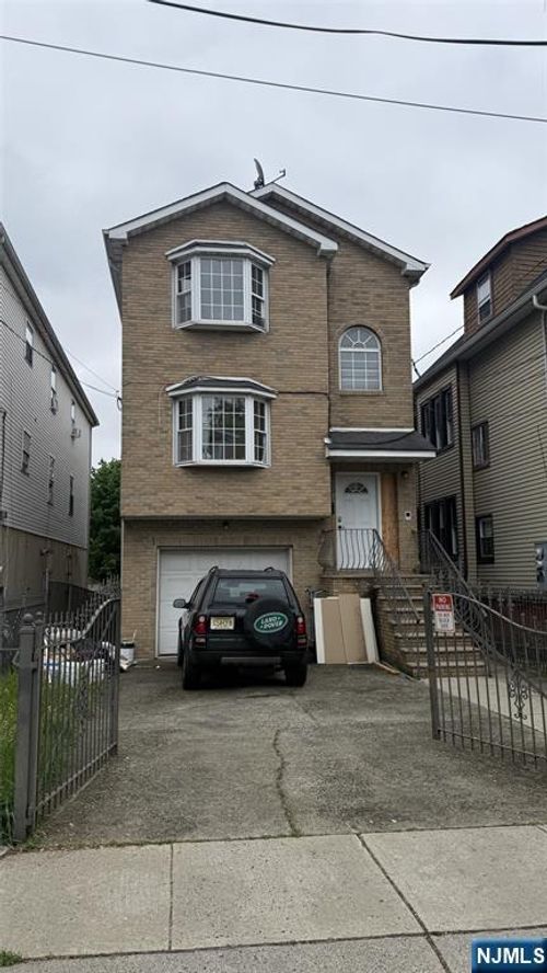 94 Osborne Terrace, Newark, NJ, 07108 | Card Image