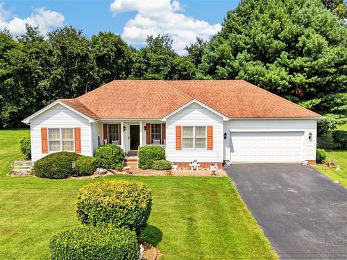 333 Karla Cir, Russellville, KY, 42276-9441 | Card Image
