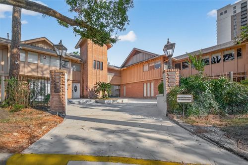 4-6307 Crab Orchard Rd, Houston, TX, 77057-1007 | Card Image