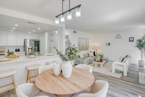 340 N Wildwood, Hercules, CA, 94547-3527 | Card Image