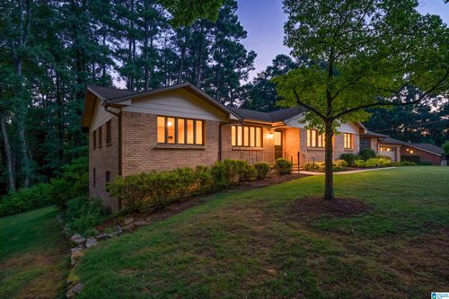 1912 Deo Dara Dr, HOOVER, AL, 35226-3441 | Card Image