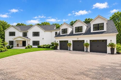 421 Edge Of Woods Rd, Water Mill, NY, 11976-2338 | Card Image