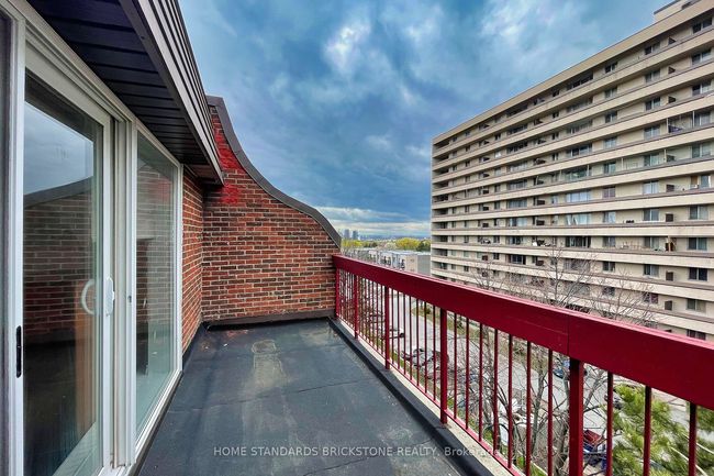 255 - 10 Eddystone Ave, Condo with 3 bedrooms, 2 bathrooms and 1 parking in North York ON | Image 26