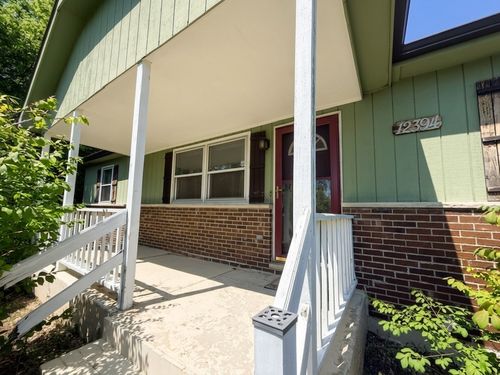 12394 Crescent Ave, Waukegan, IL, 60085-2326 | Card Image