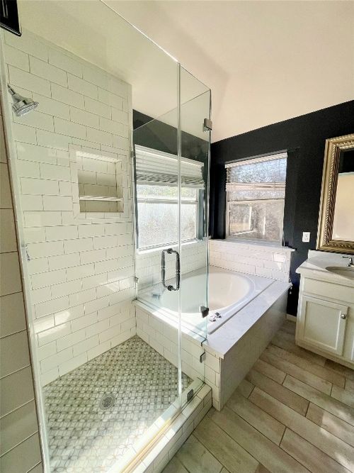 7008 Auckland Dr, Austin, TX, 78749-4166 | Card Image