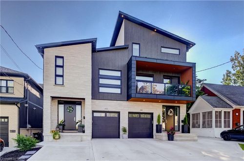441 East Ave, Kitchener, ON, N2H1Z7 | Card Image