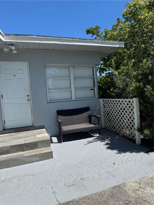 2-1003 Sw 4th Ave, Fort Lauderdale, FL, 33315-1201 | Card Image