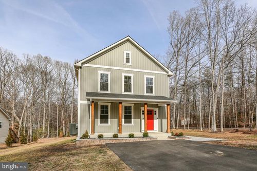 8399 Independence Cir, KING GEORGE, VA, 22485-2132 | Card Image