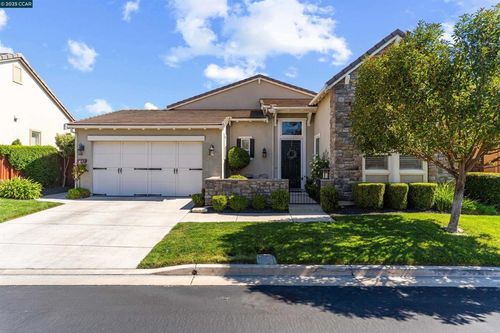 1643 Gamay Ln, Brentwood, CA, 94513-4331 | Card Image