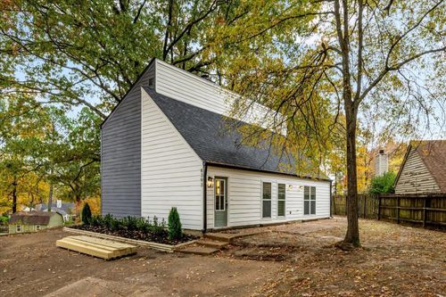 8393 Chippingham Dr, Cordova, TN, 38016-4523 | Card Image