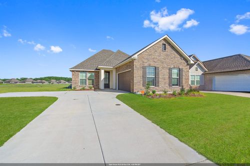26057 Purdy Ave, Denham Springs, LA, 70726-6650 | Card Image