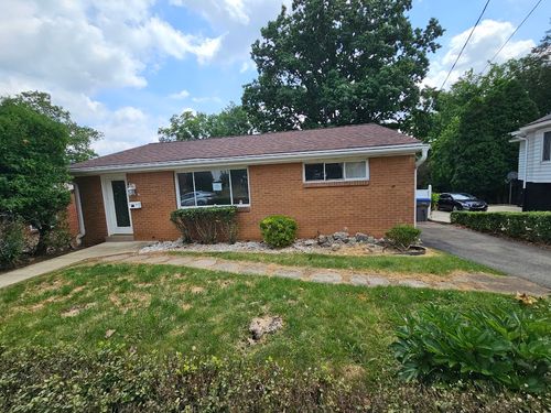 901 2nd St, Verona, PA, 15147-1421 | Card Image