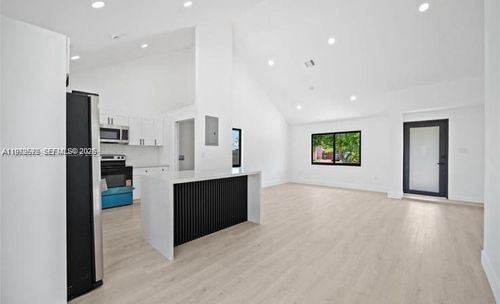 20620 Sw 120th Pl, Miami, FL, 33177-5335 | Card Image