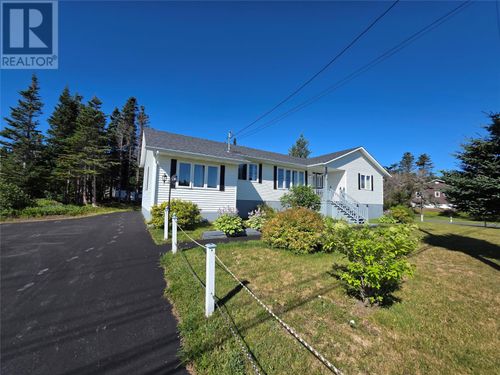 2 Sharpes Ave, Twillingate, NL, A0G | Card Image