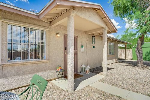 532 W District Street, Tucson, AZ, 85714 | Card Image