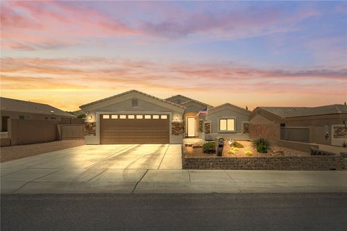 2353 Western Ave, Kingman, AZ, 86401-4039 | Card Image