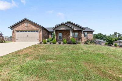 270 Sassenach Drive, House other with 3 bedrooms, 2 bathrooms and null parking in Jackson MO | Image 2