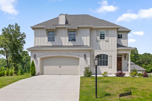 1784 River Breeze Dr, Soddy Daisy, TN, 37379-2423 | Card Image