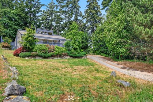 102 Village Terr, Salt Spring Island, BC, V8K2V2 | Card Image