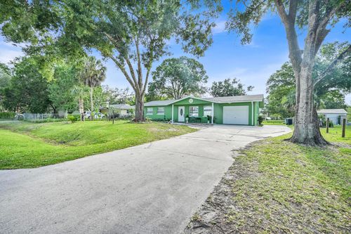5214 Bowling Green Dr, Fort Pierce, FL, 34951-1924 | Card Image
