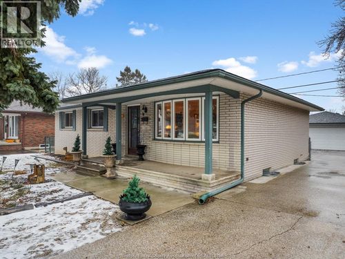 1925 Todd Lane, Lasalle, ON, N9H1J6 | Card Image