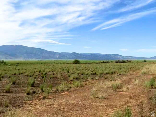 View of mountain background with rural landscape | Image 10
