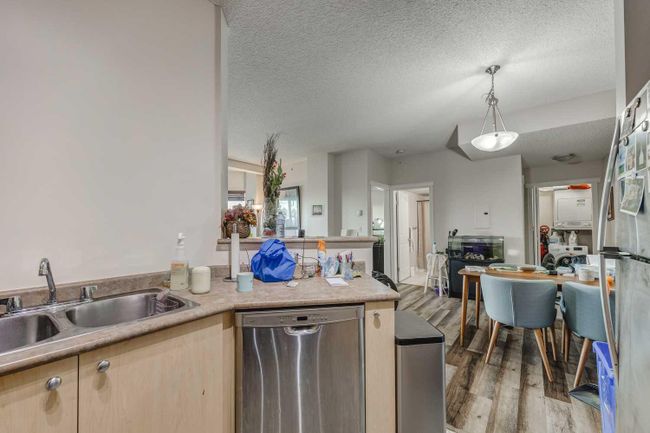 1808 - 1111 6 Avenue Sw, Home with 2 bedrooms, 2 bathrooms and 1 parking in Calgary AB | Image 7