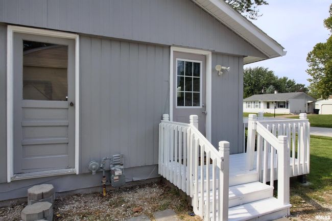 822 E 3 Rd Ave, House other with 2 bedrooms, 1 bathrooms and null parking in Milan IL | Image 4