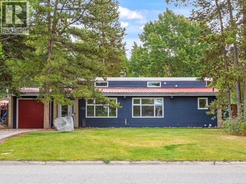 136 Alsek Rd, Whitehorse, YT, Y1A3K6 | Card Image